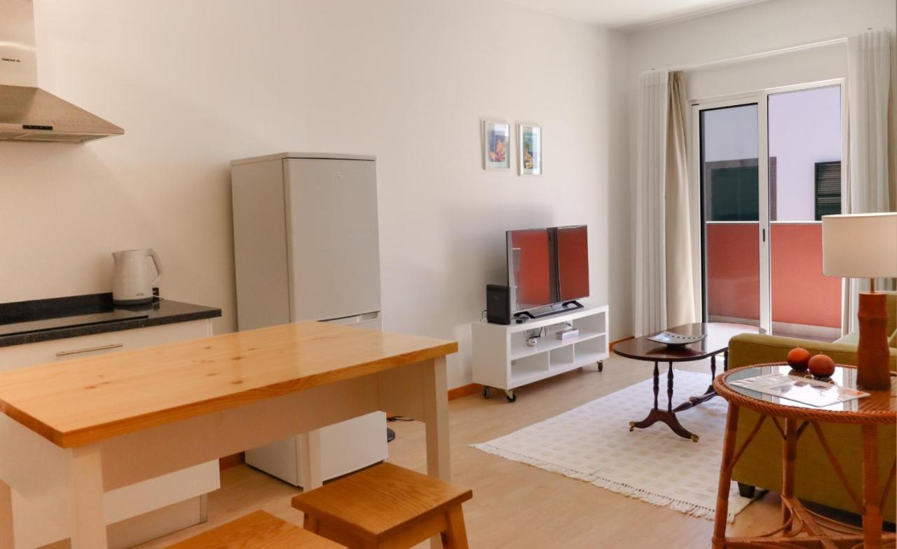 פונשל Ribeira Das Casas Apartments By Madeira Sun Travel מראה חיצוני תמונה