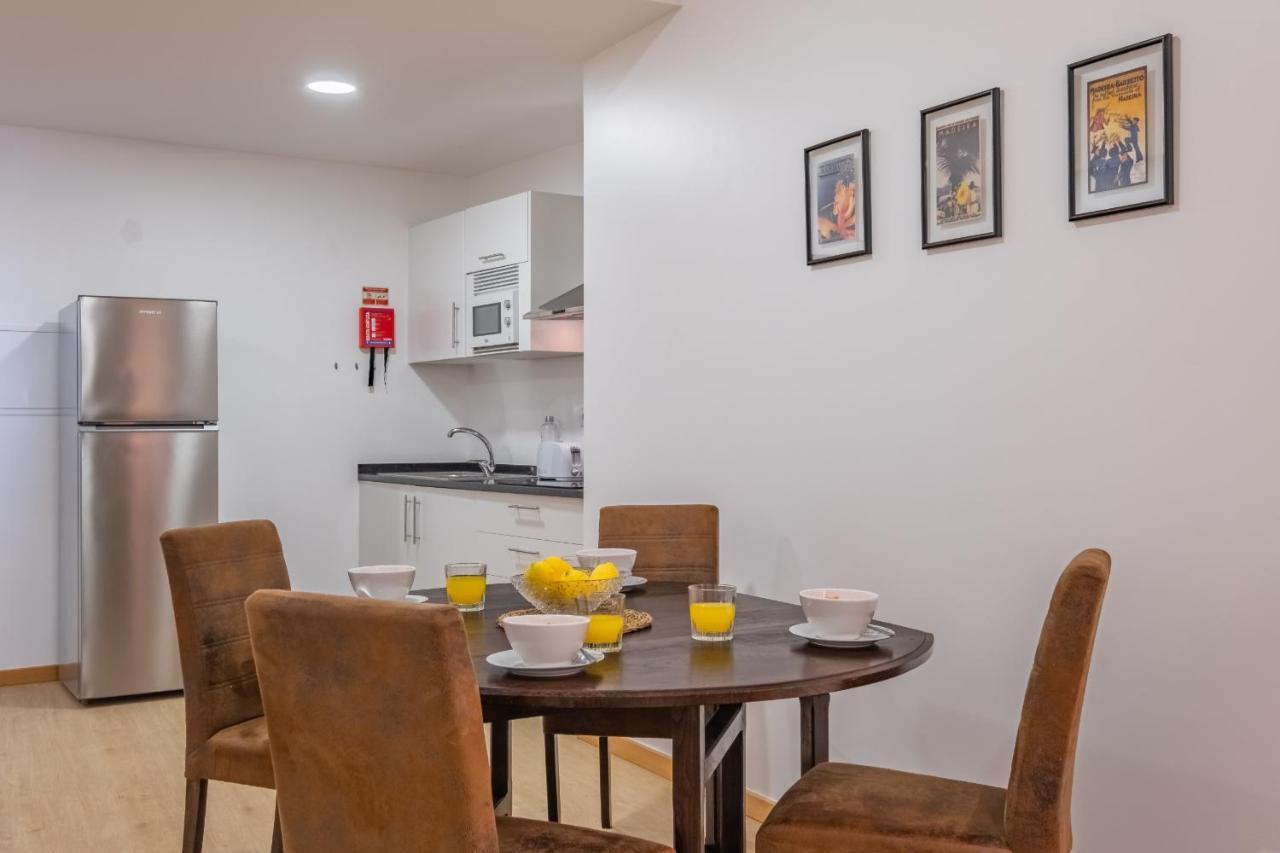 פונשל Ribeira Das Casas Apartments By Madeira Sun Travel מראה חיצוני תמונה